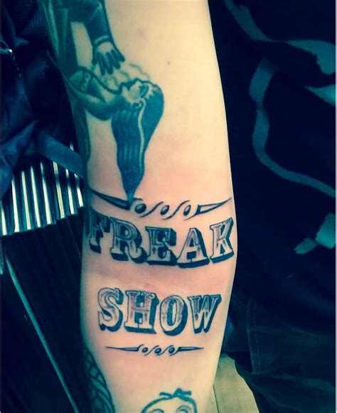 freakshow tattoo|cool tattoo freaks.